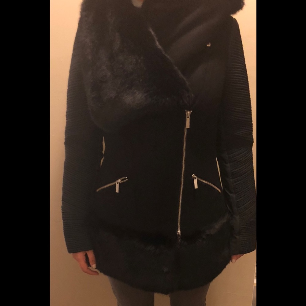 BRAND NEW KAREN MILLEN JACKET WITH FAUX FUR DETAIL